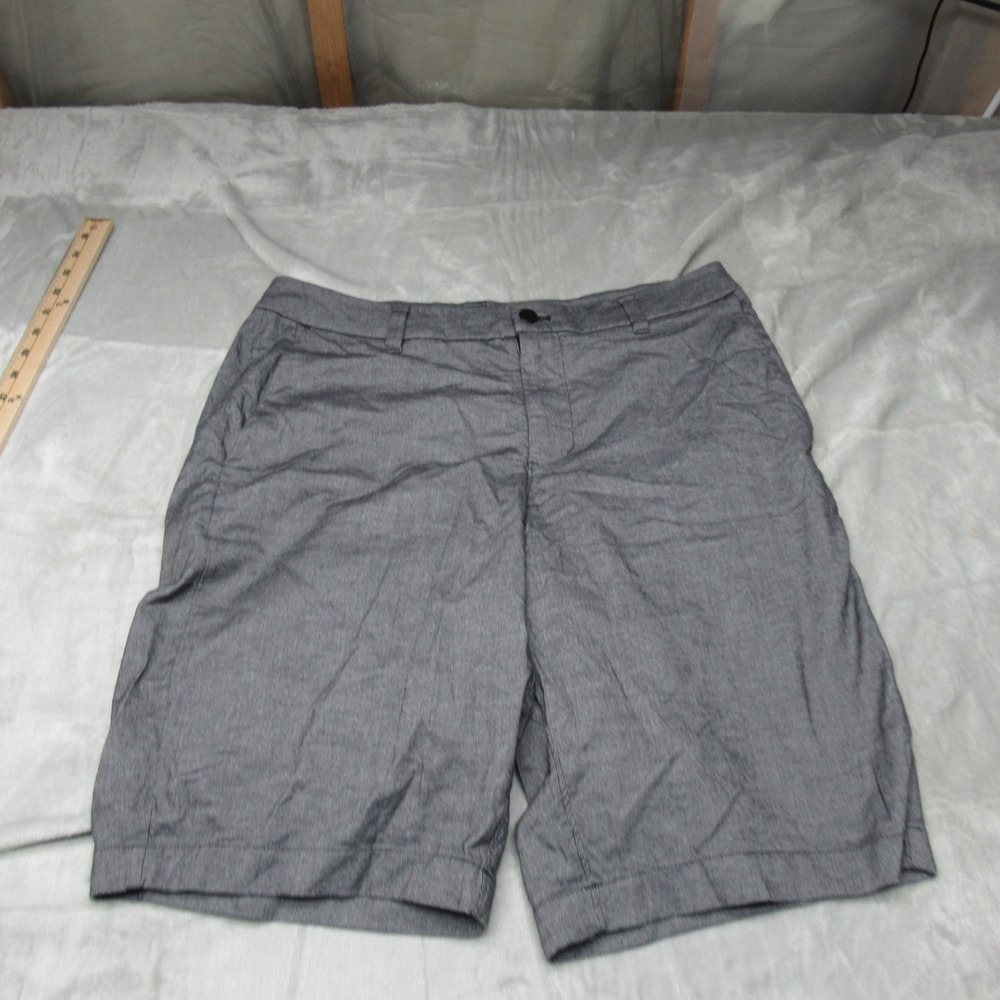 Lululemon Shorts‎ Mens 34 Grey Commission Relaxed Qwick Oxford Golf Casual Chino